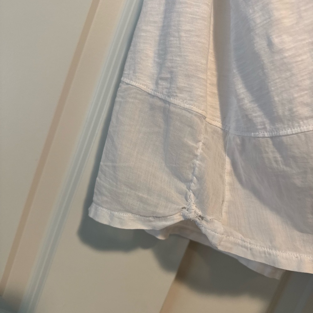 Lilla P Soft Sleeveless White Tank Top Sz Large - Picture 8 of 8